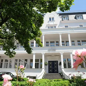 villa-viktoria.dusseldorf-hotel.net/