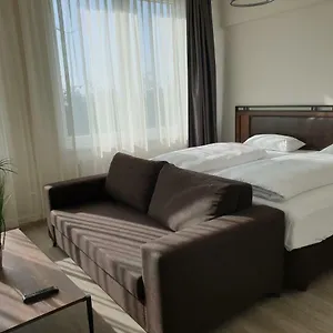motel-plus-schonefeld.find-berlin-hotels.com/